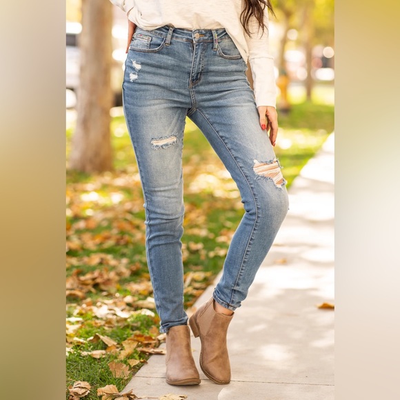 Judy Blue Full Size Embroidered High Rise Skinny Jeans Plus Size